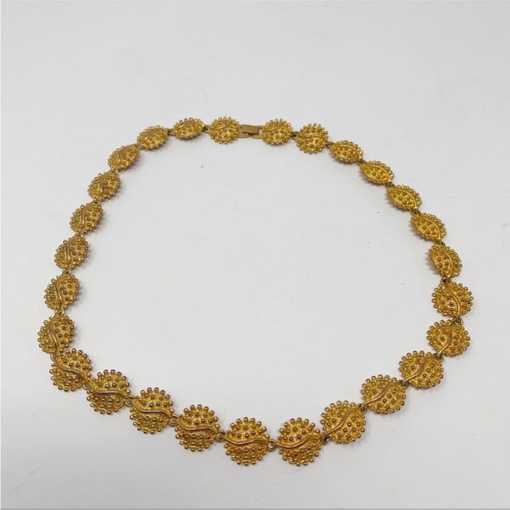 Vintage Gold Tone Metal Circle Choker Necklace